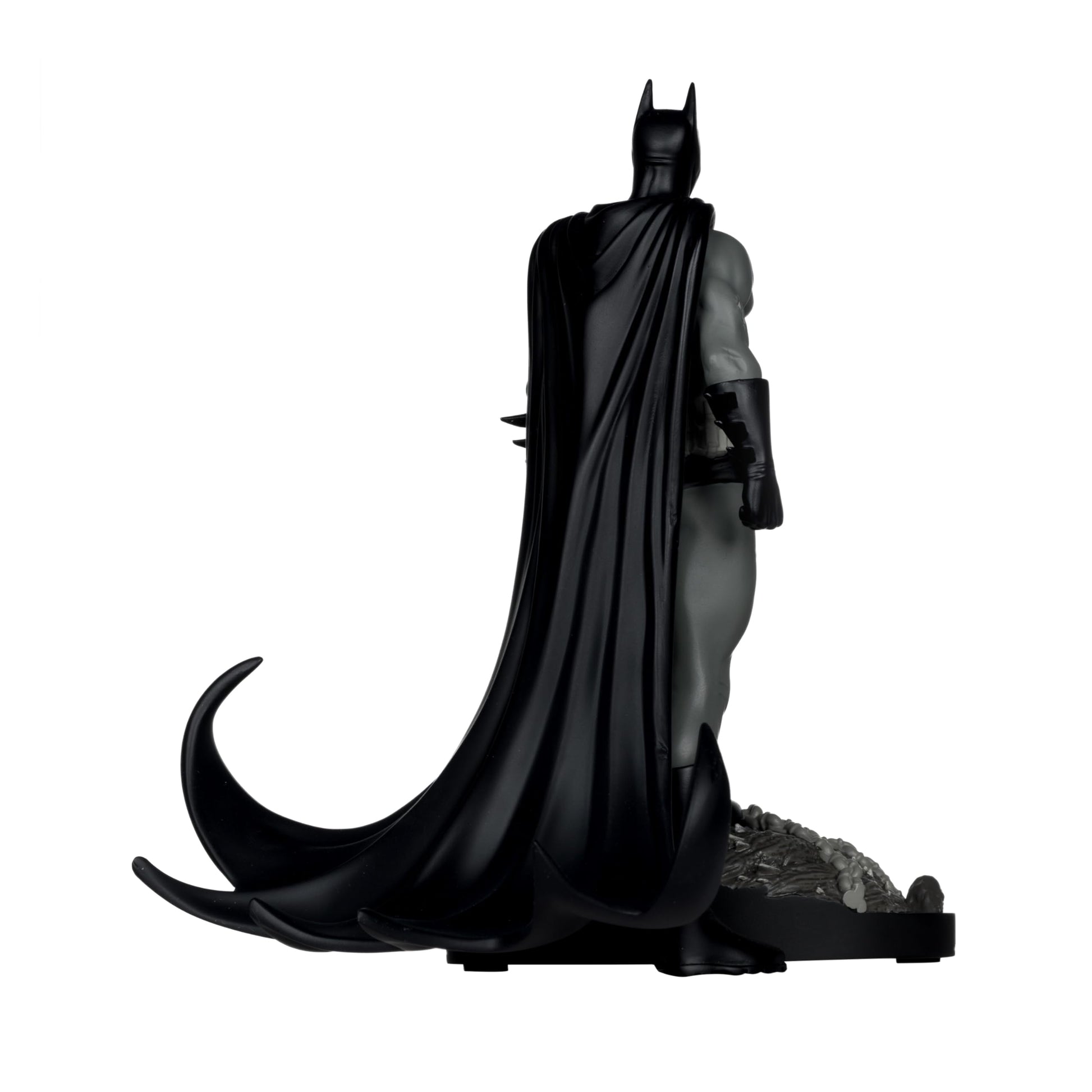 McFarlane Toys - DC Direct Batman by Bjorn Barends (Batman Black & White) 1:10 Scale Resin Statue