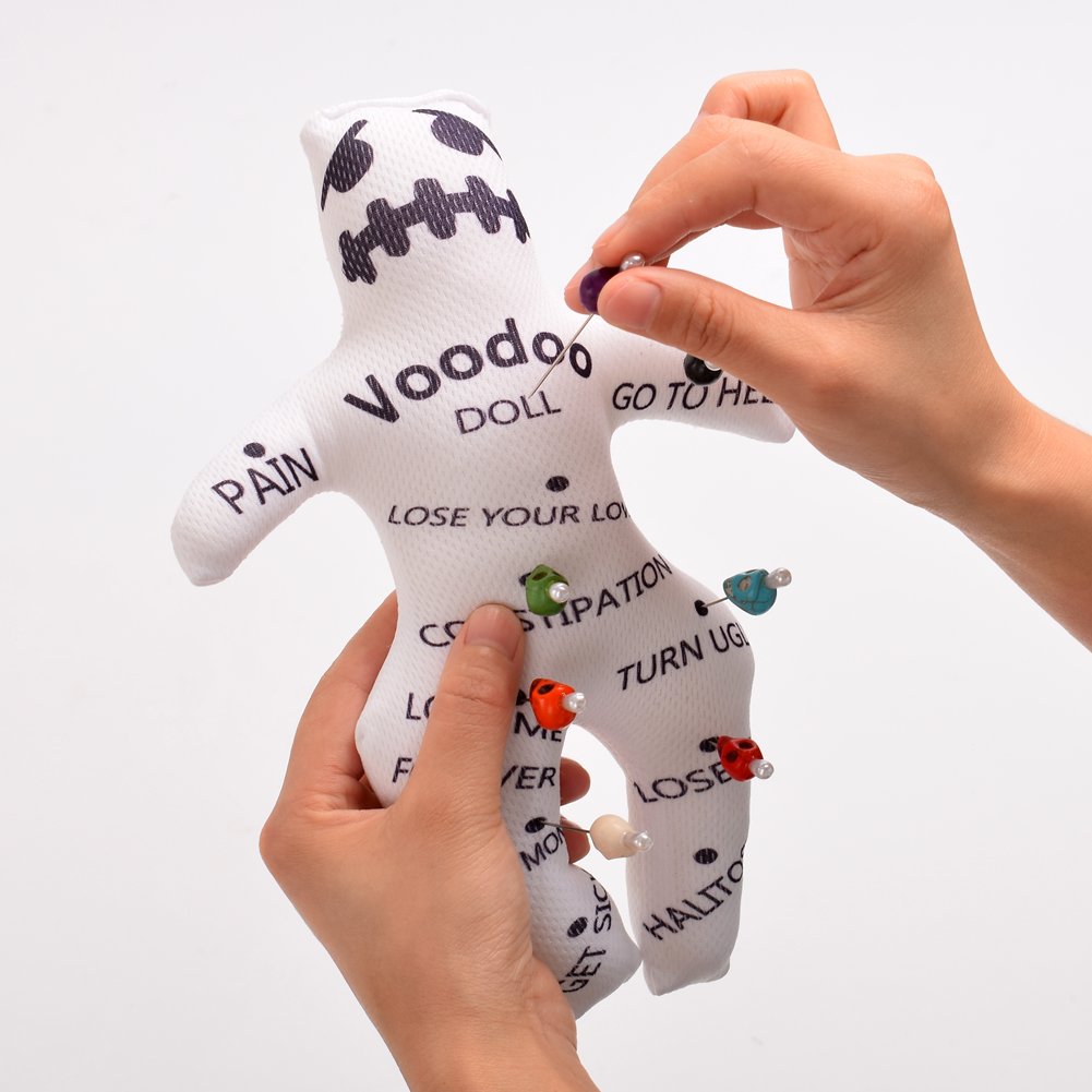 GRACEART 9 inch Voodoo Doll Revenge Spell with 7 pcs Skull Pins (Style-A)