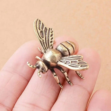 Miniature Brass Bee, Dollhouse Miniature Retro Bee Statue Ornament, Mini Micro Garden Landscaping Decoration