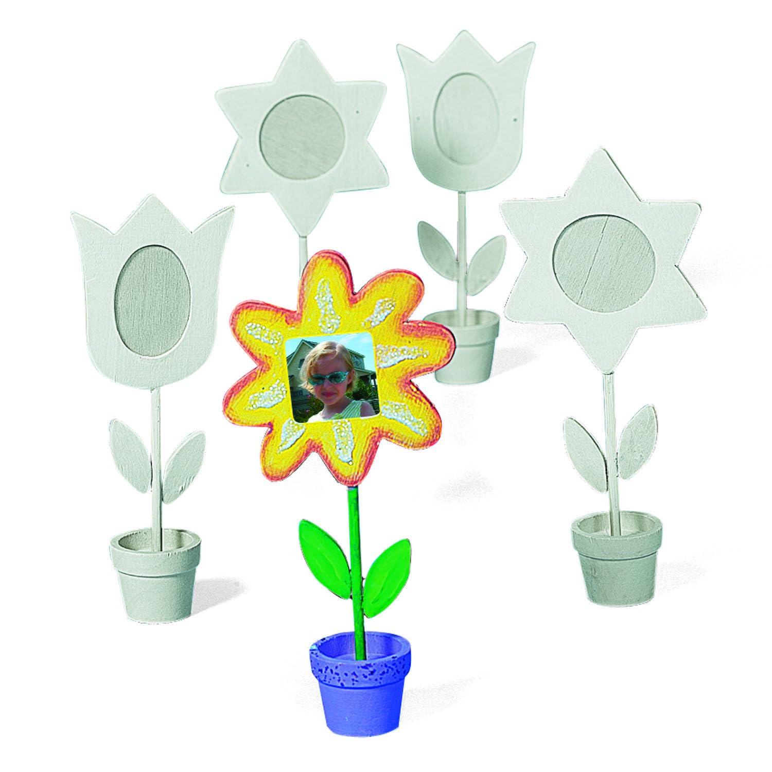 Fun Express DIY Paintable Wood Flower Picture Frames 12 Pack - Wooden Flowers Photo Holders for Spring Crafts, Mother's Day & Kids Art Projects |