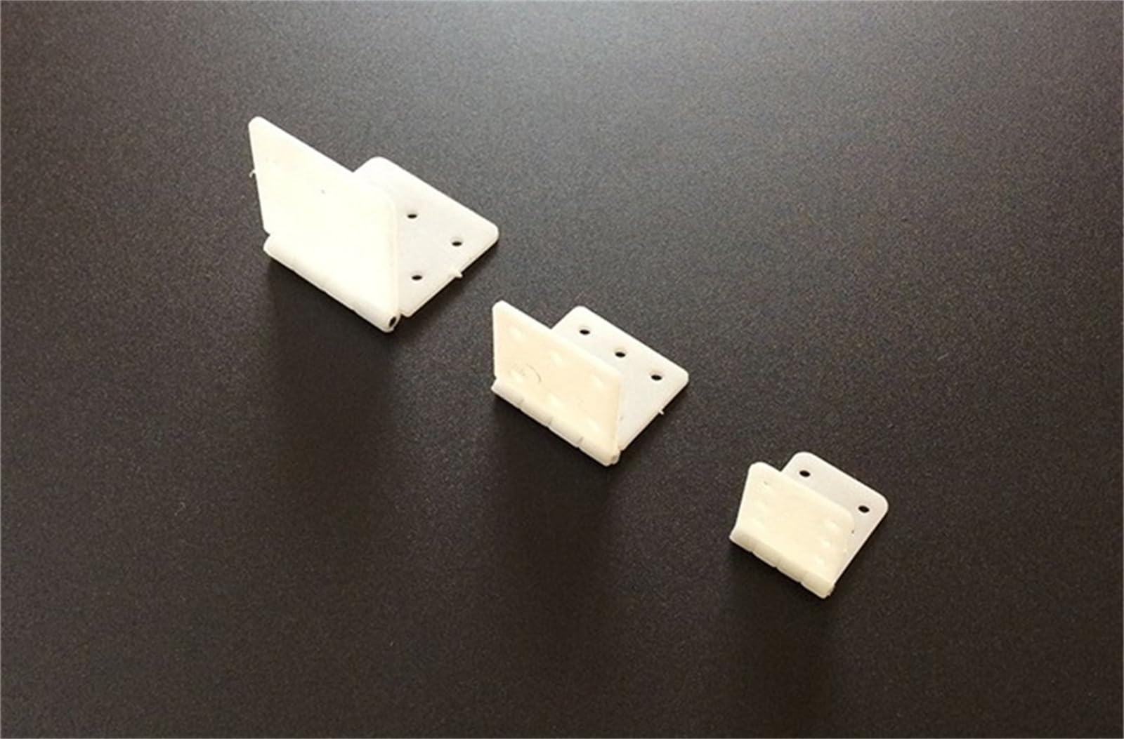 Nylon Hinge, 20 Remote Control Aircraft Hinges, Suitable for Fixing Nylon Small Hinges (3 Sizes) for RC Aircraft Model Aircraft Parts.skrnrhrery