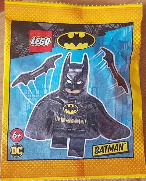 LEGO DC Superheroes: Batman 1992 Minifigure with Bat-a-rang
