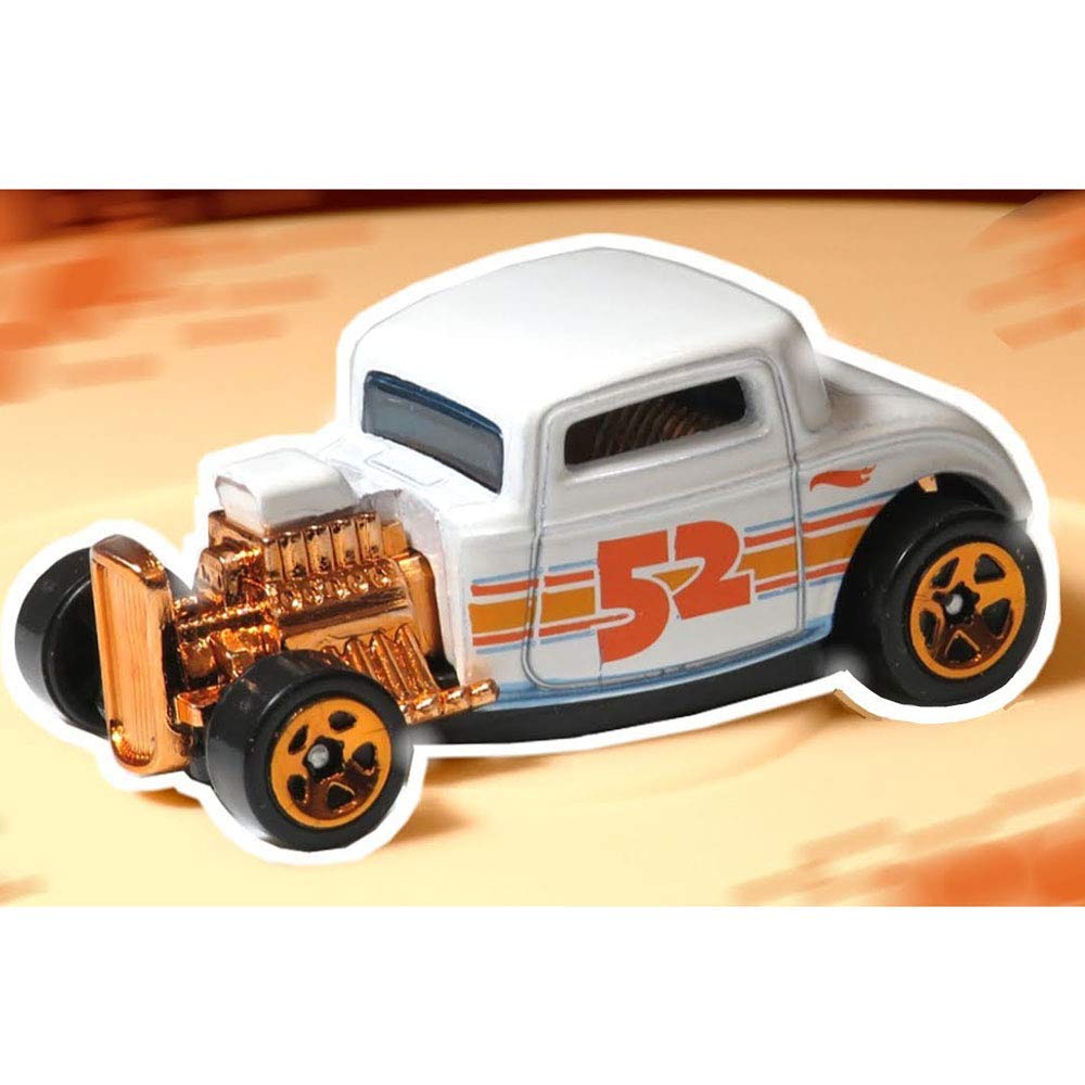 Hot Wheels 2020 Pearl and Chrome 2/6 - '32 Ford (White)