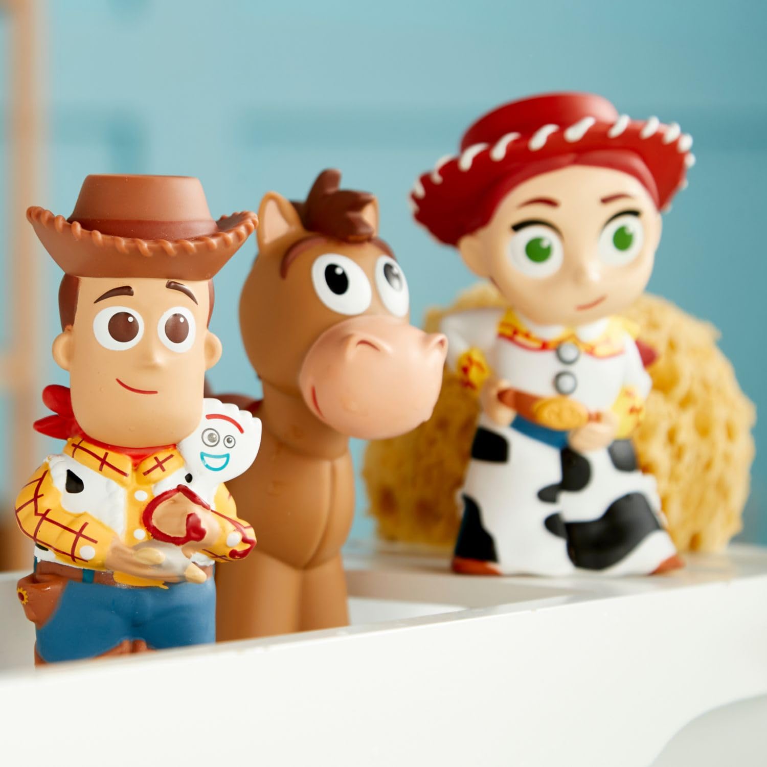 Disney Store Official Toy Story Bath Toys Set - Includes 5 Detailed Toys with a Straining Storage Bucket - Bath Time Fun & Water Play Set for Kids
