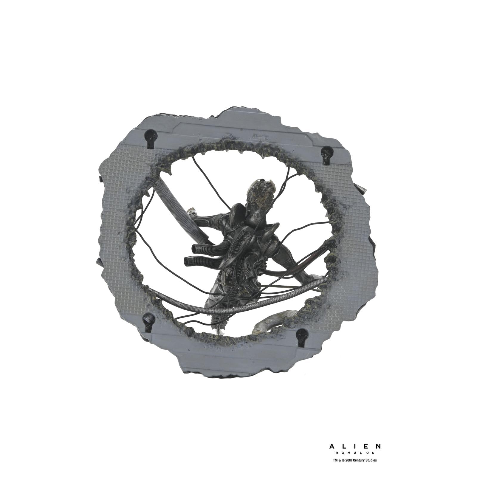 Alien: Romulus - Deluxe Suspended Lab Xenomorph XX121 7" Scale Action Figure (PRE-ORDER)