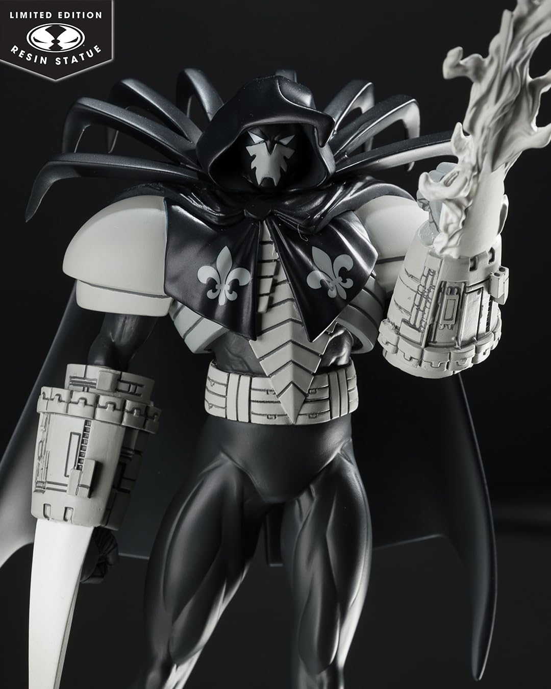 McFarlane Toys- DC Direct Azrael by Joe Quesada (Batman Black & White) 1:10 Scale Resin Statue