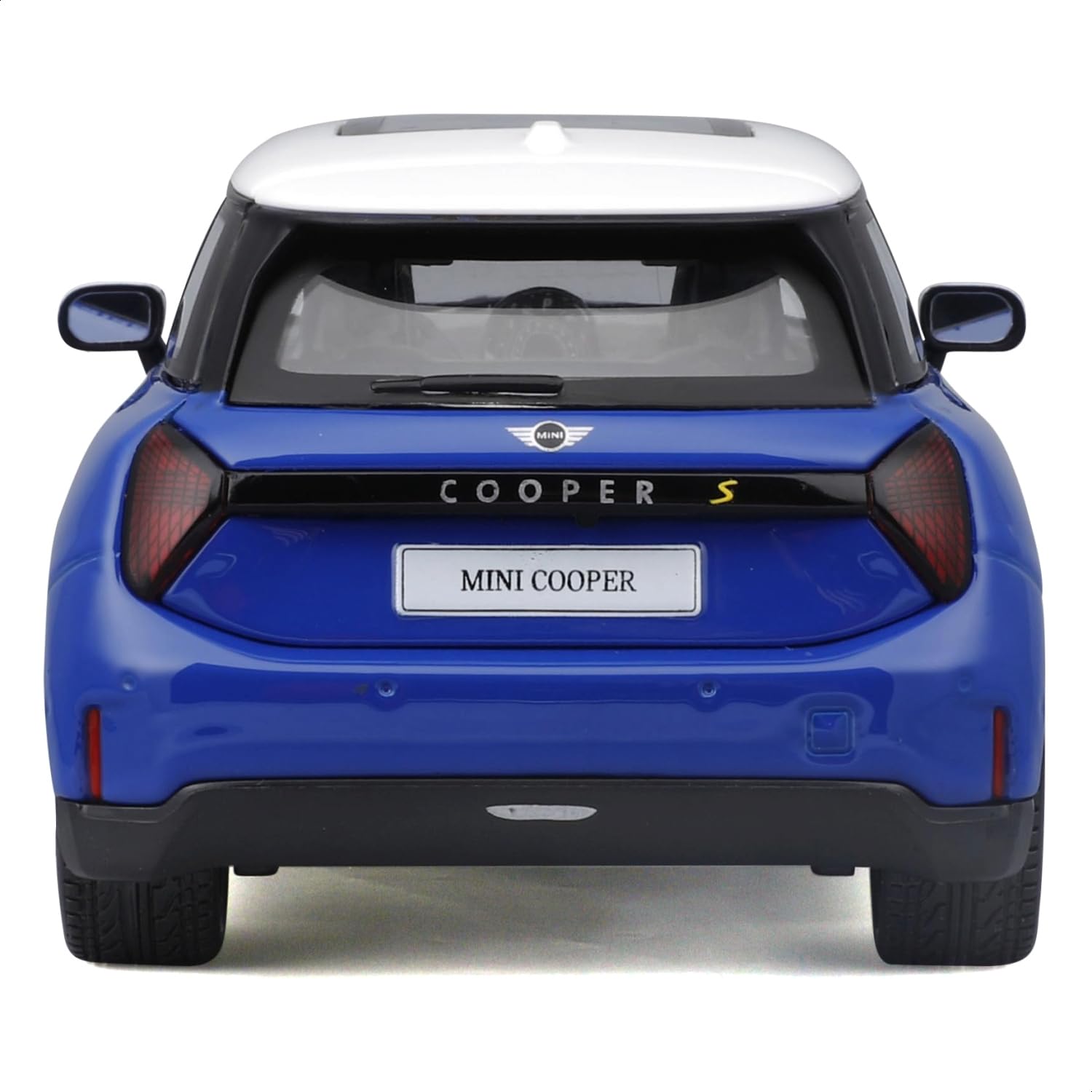 Maisto - Mini Cooper SE 2024 (J01), 1:24 scale diecast car, Color Blue, Detailed replica of the new electric version, Doors and hoods, Recommended