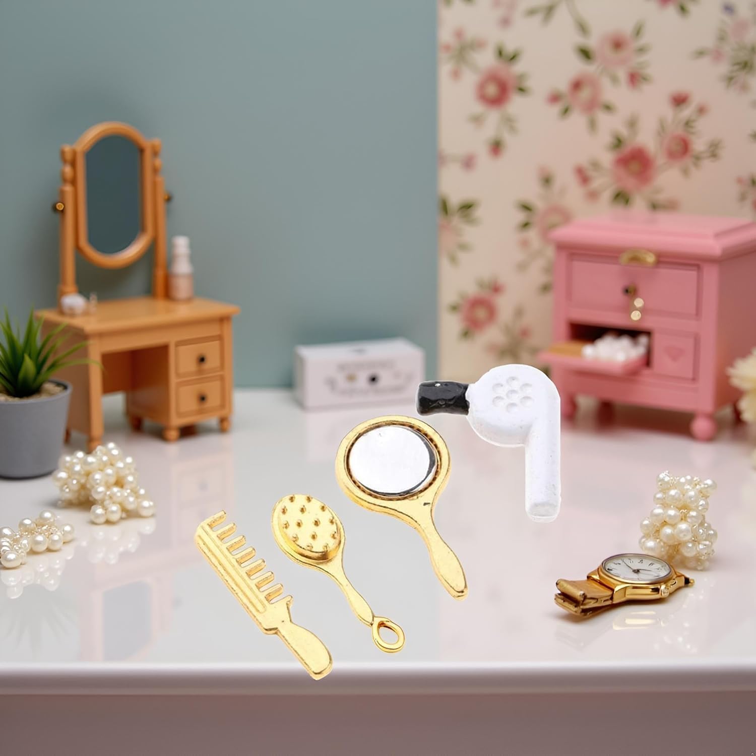 4Pcs Miniature Comb, Hair Dryer Mirror Makeup Set, 1:12 Scale Dollhouse Decorations Accessories