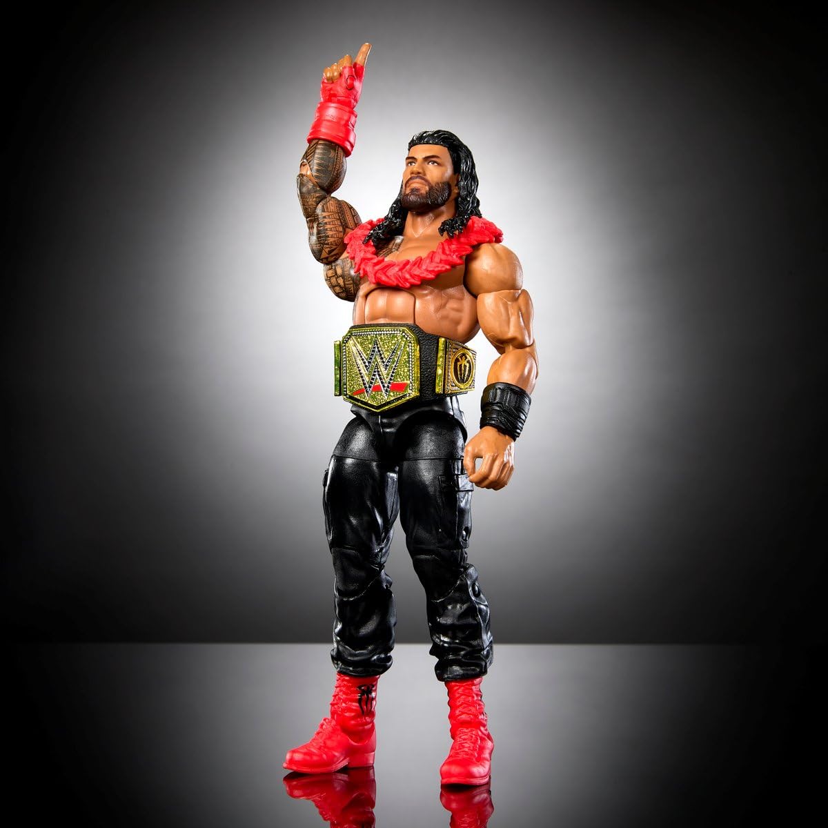 Mattel WWE Top Picks Elite Action Figure & Accessories Set, Roman Reigns 6-inch Collectible with Swappable Hands, Ring Gear & 25 Articulation Points