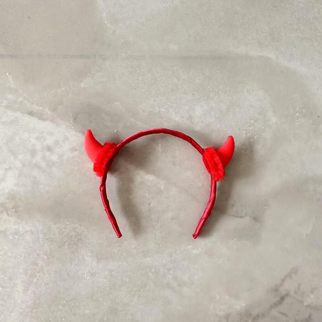 Clothes for Labubu Devil 2-Piece Outfit Set,Headpiece & Wings,Ideal for Halloween Costumes for 17cm Dolls(No Doll) (Red)