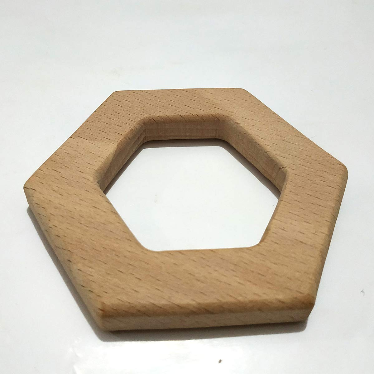10pcs Natural Wooden Hexagon Pendant Pure Natural Beech Wood Animal Shape for Handmade Home Decoration Craft Accessory (Hexagon 10pcs)