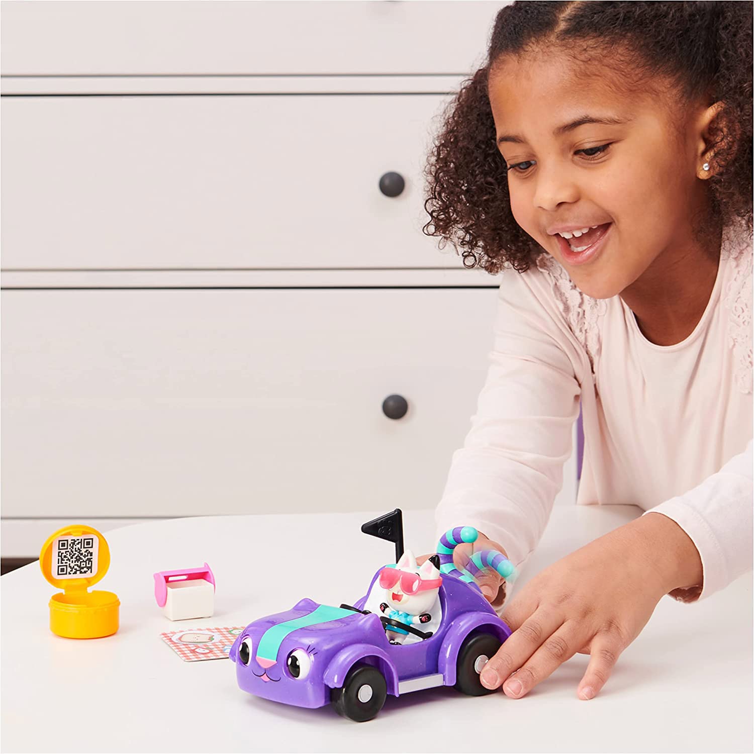 Gabby's Dollhouse, Carlita's Car with Pandi Panda Character and Accessories, Toys for Ages 3+