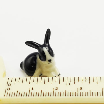 SSJSHOP Rabbit Dollhouse Miniature Figurines Hand Painted Ceramic Animals Collectible Gift Home Garden Décor (Black)