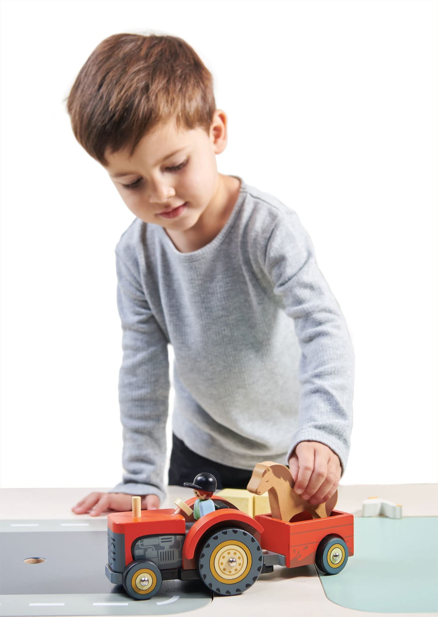 Tender Leaf Toys - Farmyard Tractor - Wooden Tractor Toy with Removeable Trailer, Animals and Accessories - Open-Ended Play Toy, Farm Pretend Play