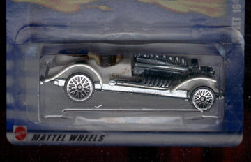 Hot Wheels 2002-129 WHITE Sweet 16 1:64 Scale