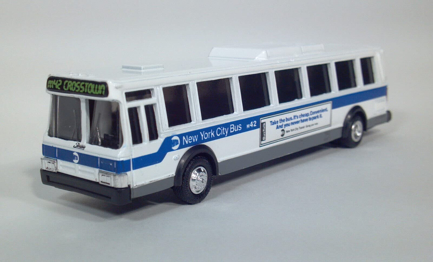 Transit Bus HO Scale Diecast MTA New York City Transit - New in The Box