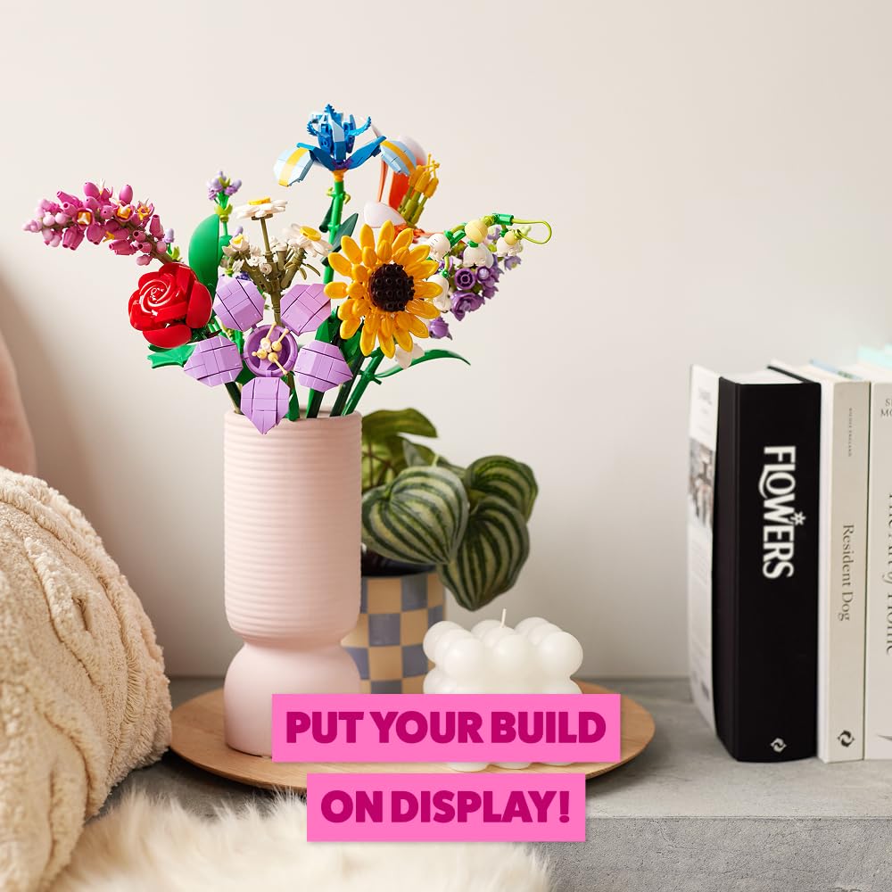 MAX Premium Flowers Building Bricks Collection (up to 243 Pieces, 2 Flowers per Capsule, 10 to Collect). (Lily of Valley and Rose, 1 Capsule)