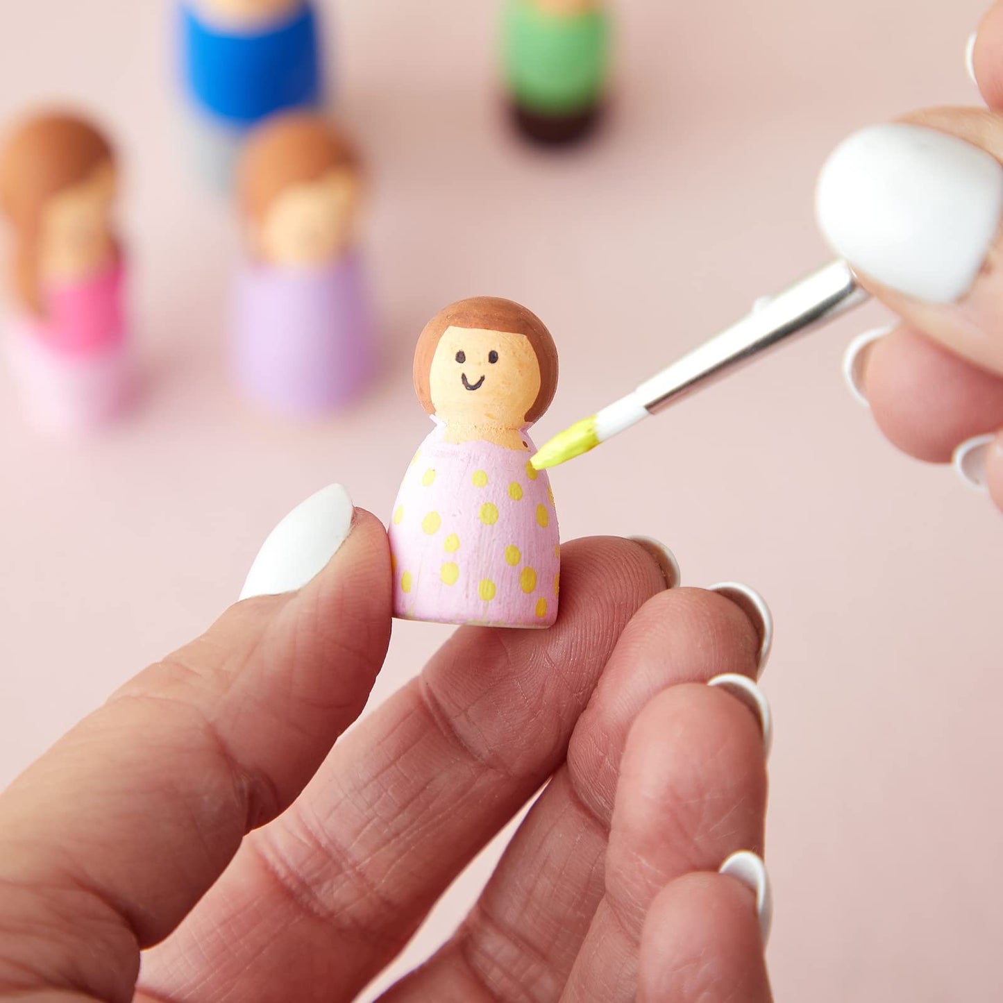 Juvale Unfinished Wooden Peg People - 50-Piece Set, 5 Sizes & Natural Wood - DIY Painting Peg Dolls & Wooden Doll House People - Family Constellations
