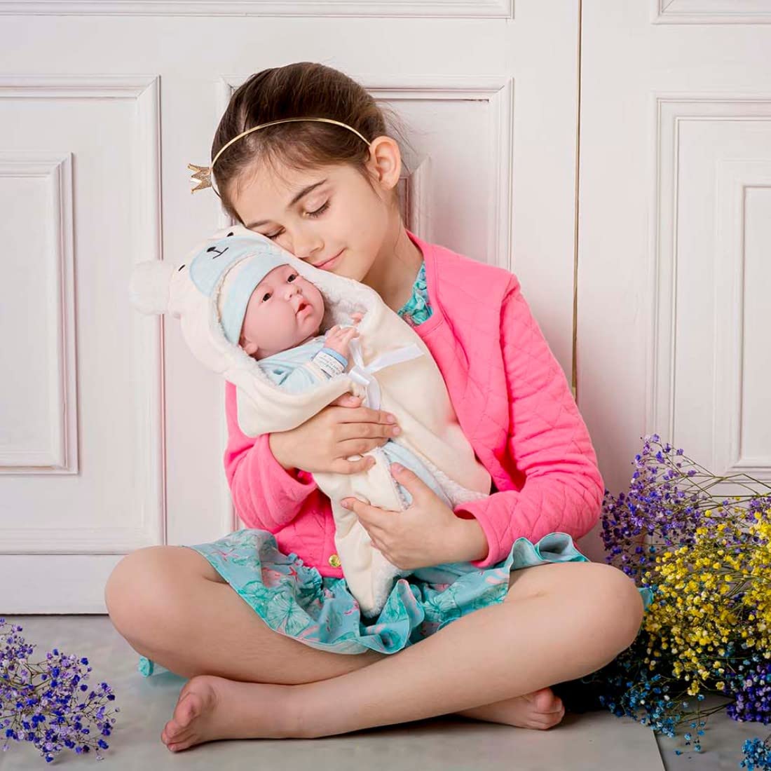 JC Toys - La Newborn Nursery | 8 Piece Bunting Soft Body Baby Doll Gift Set | 15.5" Life-Like Soft and Posable Newborn Doll with Accessories | Blue