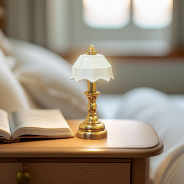 Collectible 1:12 Scale Alloy Table Lamp: Golden Vintage Miniature Light with Scalloped Shade for Dollhouse Living Room & Nightstand Decor
