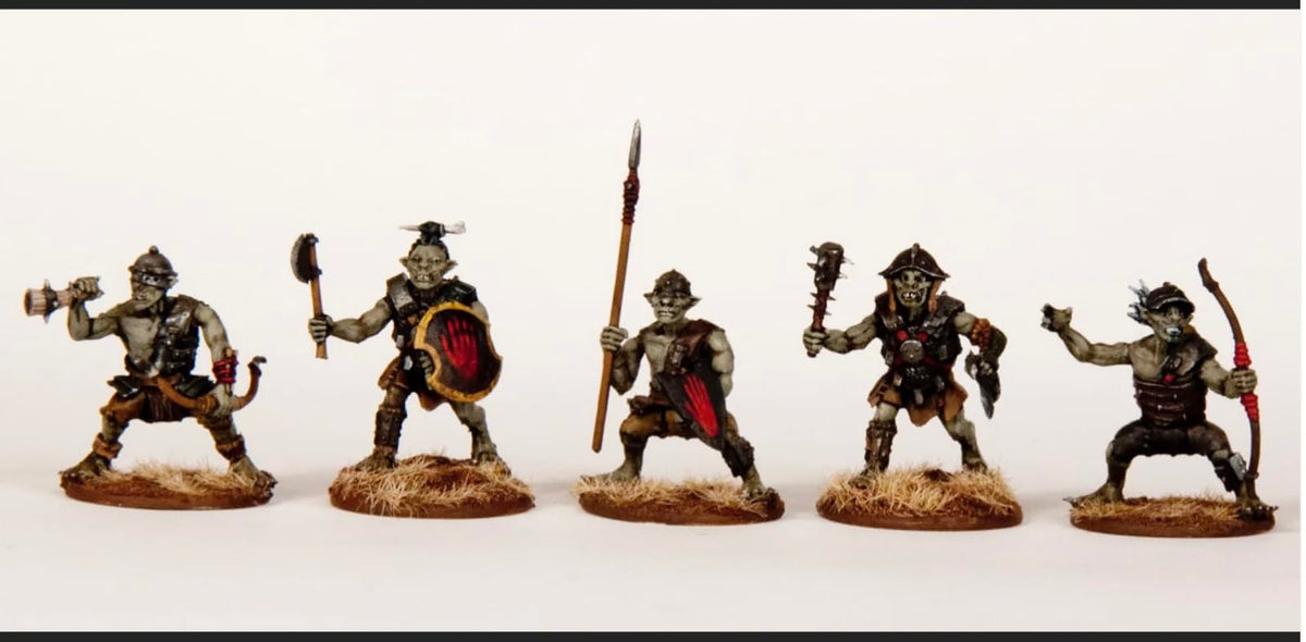 Classic Fantasy: Goblin Warband (30 Multi Part Hard Plastic 28mm Figures)…