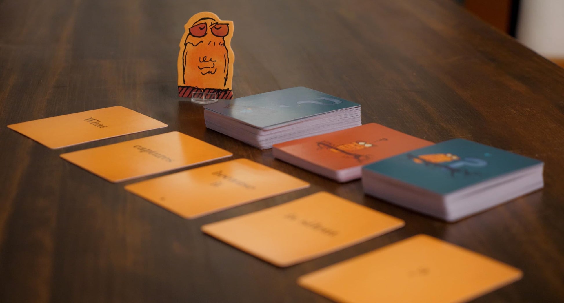Runaway Parade Games Smug Owls Card Game - an Award-Winning Hilarious & Creative Riddle-Solving Party Game for Kids and Adults | Fun for the Whole