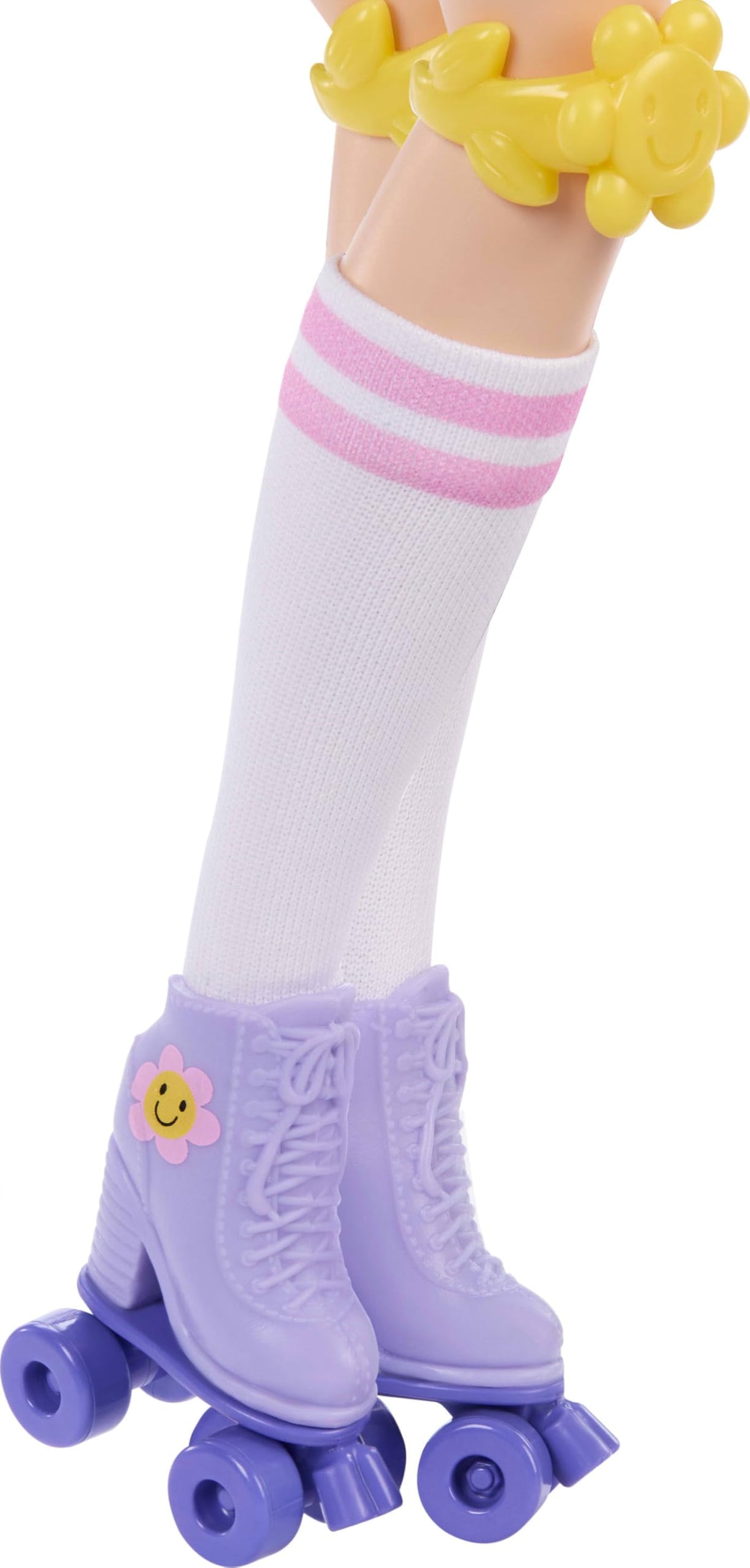 Barbie Dream Besties Skate Party Renee Doll and Accessories