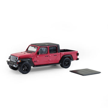 Truck 1/64 2024 Jeep Gladiator, Tuscadero, Showroom Floor Series 7 68070-F