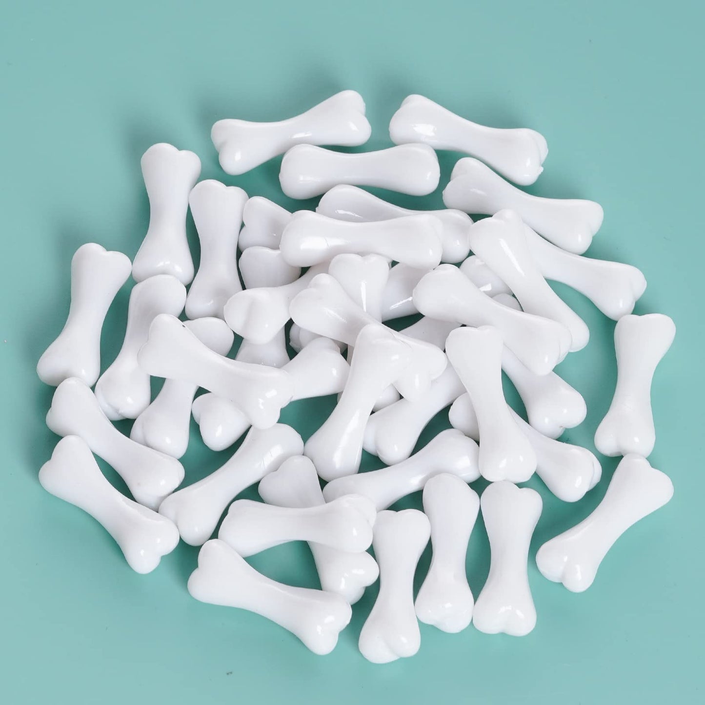 200pcs Halloween Skeleton Bones Mini Bones White Plastic Bones Halloween Skeleton Bone Decoration for Crafts Party Props Decoration