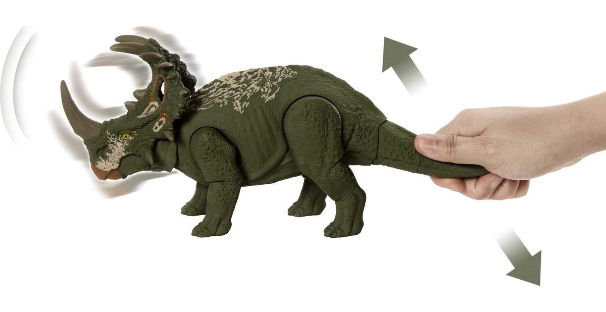 Jurassic World Toys Sound Strike Medium-size Dinosaur Figure, Strike Action, Sounds, Movable Joints, Ages 4 Years Old & Up