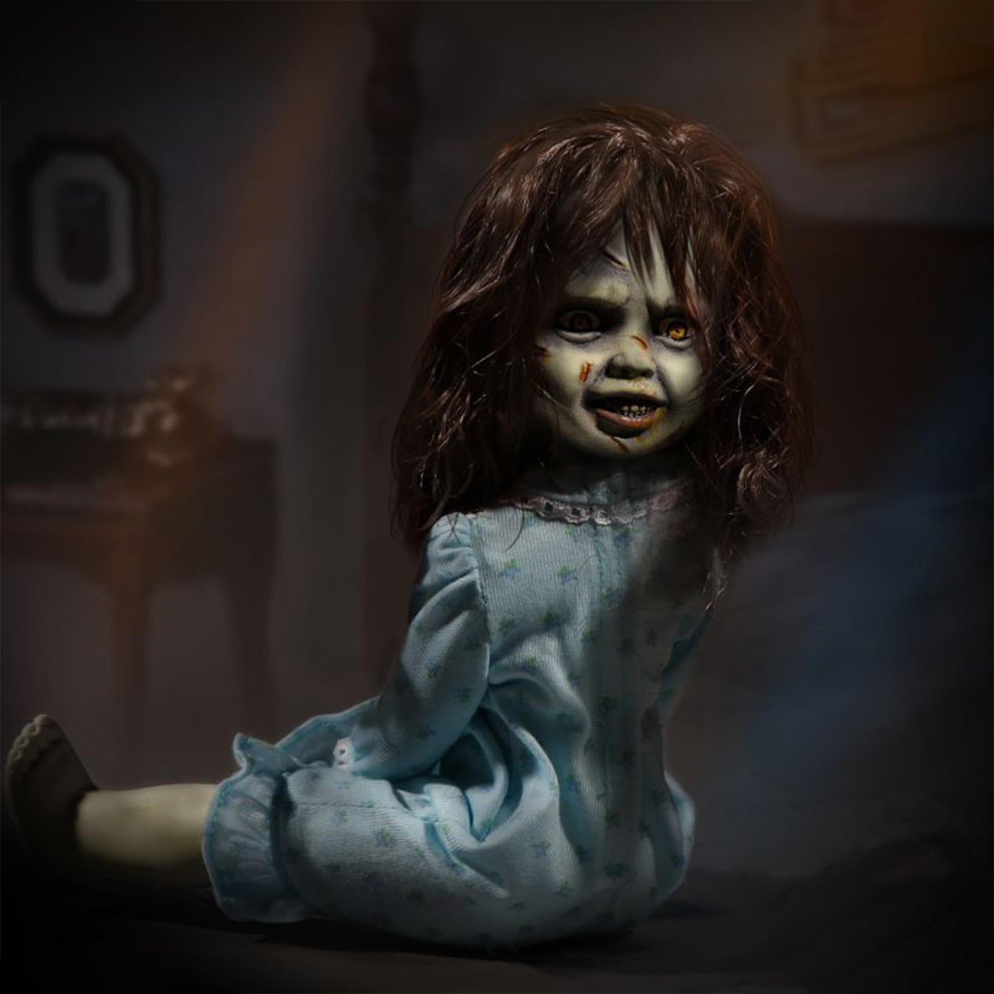 Mezco The Exorcist Regan 10" Living Dead Doll