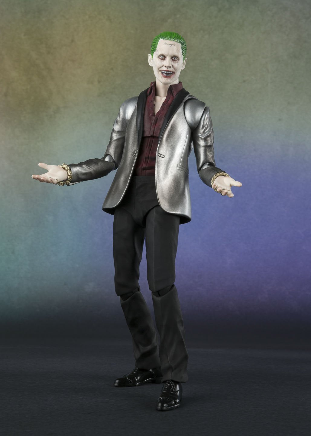 TAMASHII NATIONS Bandai S.H. Figuarts The Joker Suicide Squad Action Figure