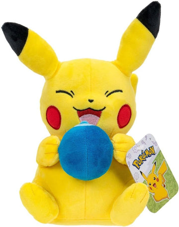 Pokémon peluche Pikachu with Oran Berry Accy 20 cm