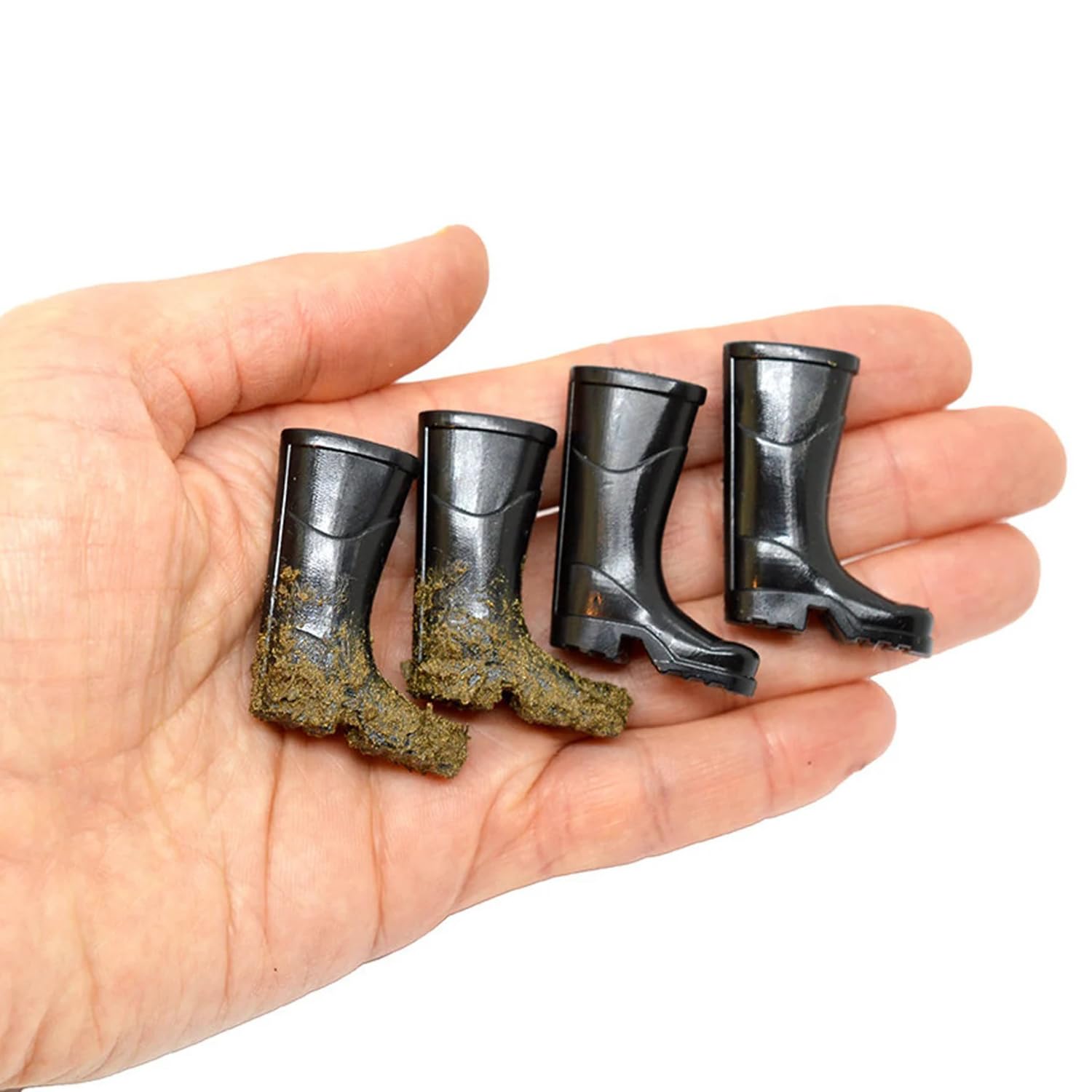 Miniature Wellington Boots, Miniature Rain Boots, Muddy Wellies, Dollhouse Shoes, Mini Boot, for Dollhouse Fairy Garden Mini House Decoration (1 Pair)