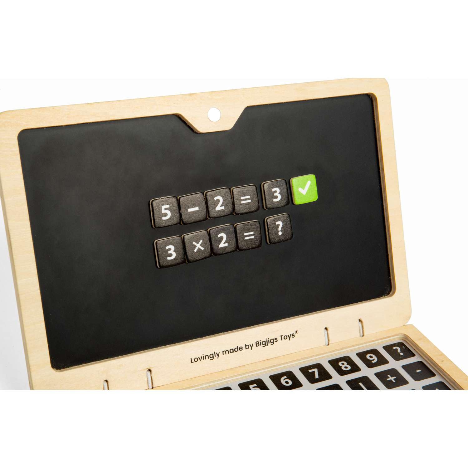 Bigjigs Toys Tech Set - 95 Pcs Wooden Laptop Toys with Chalkboard Screen, Fantasy Play Sets and Accessories for Toddlers and Kids, Kindergarten, Early