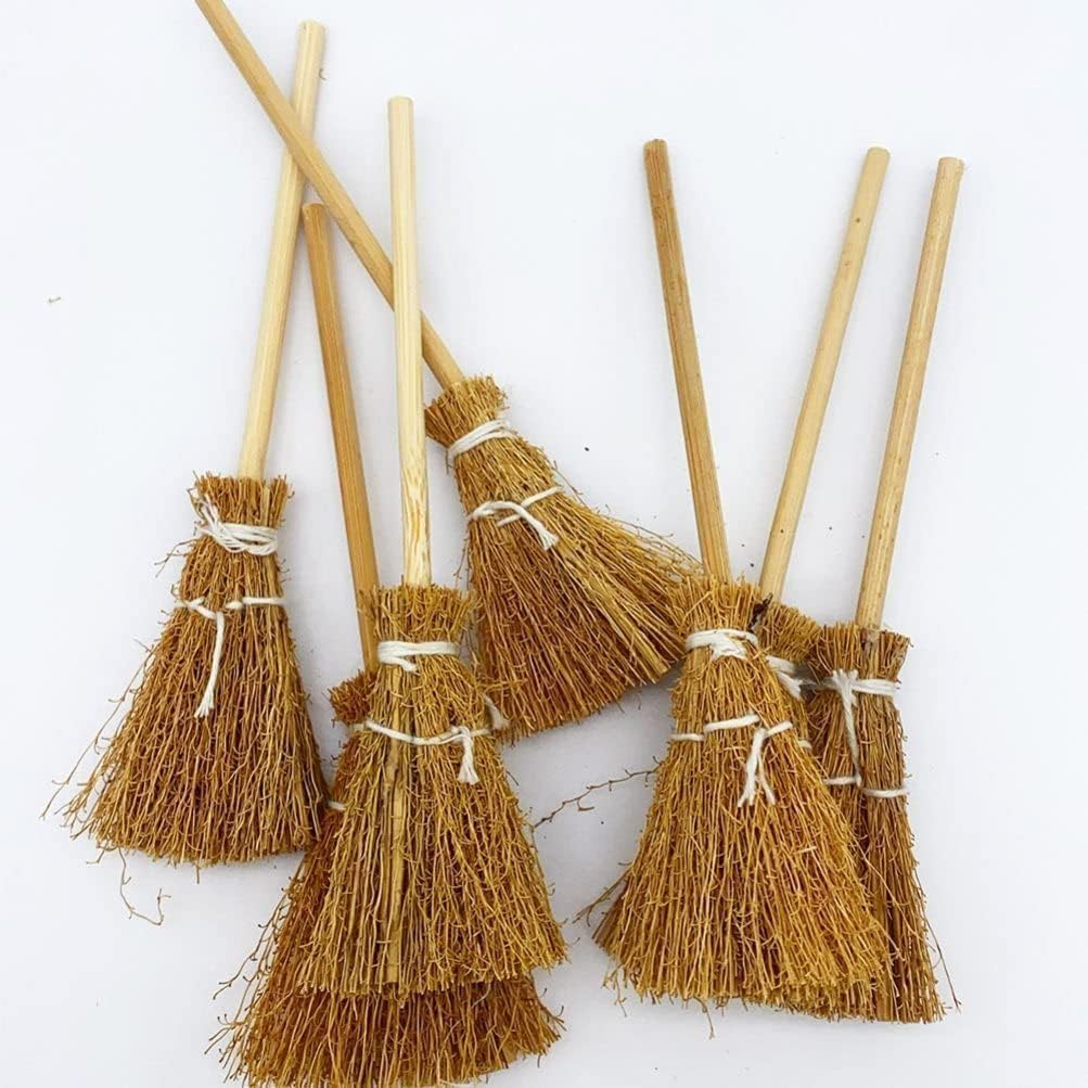 10Pcs Witch Broom, Miniature Broom Props Artificial Mini Fairy Hopuse, Mini Straw Fairy Micro Landscape Decoration Witch Sweeping