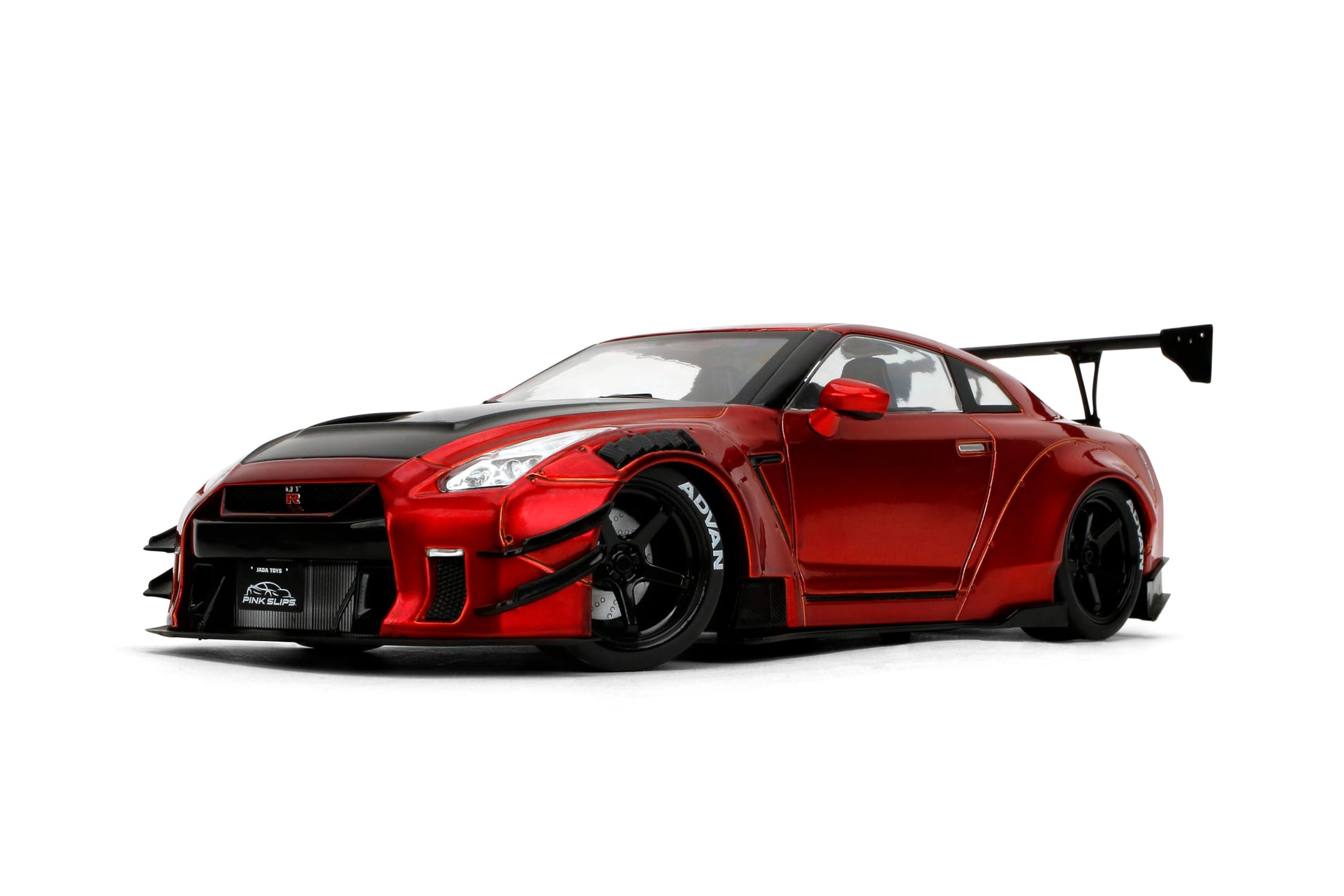 Jada Pink Slips Nissan GT-R R35-1:18 Scale Diecast Model with Opening Doors and Working Steering - for Collectors and Enthusiasts 14+