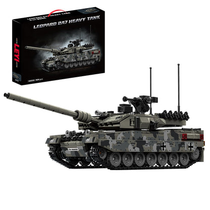 Myth Qholve Leopard 2A7 Heavy Tank Building Blocks Set, 904 PCS, Realistic Military Model with 360° Rotating Turret, Elevating Gun, Smoke Grenade