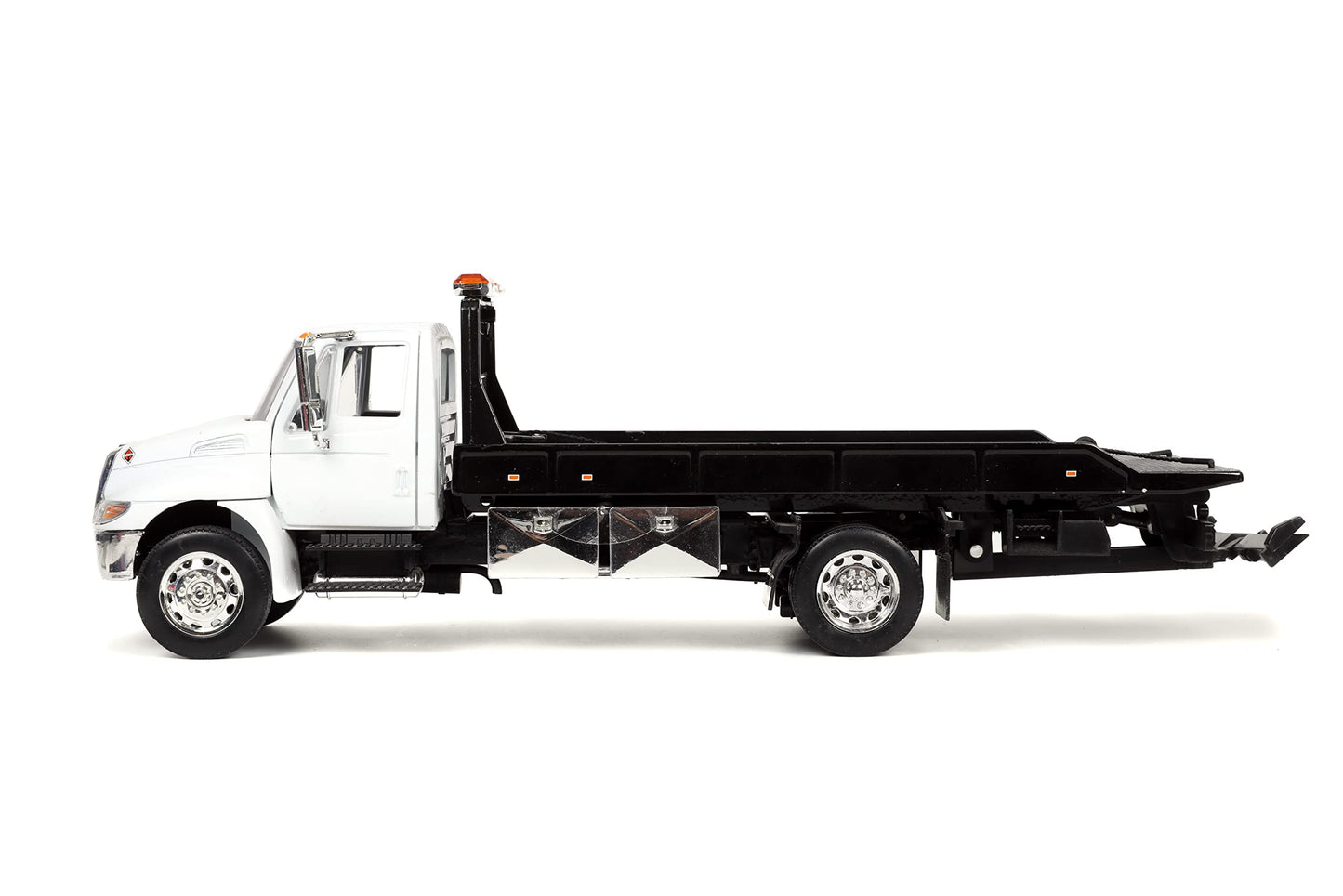 Jada International Durastar 4400 Flatbed Tow Truck Die-cast Car