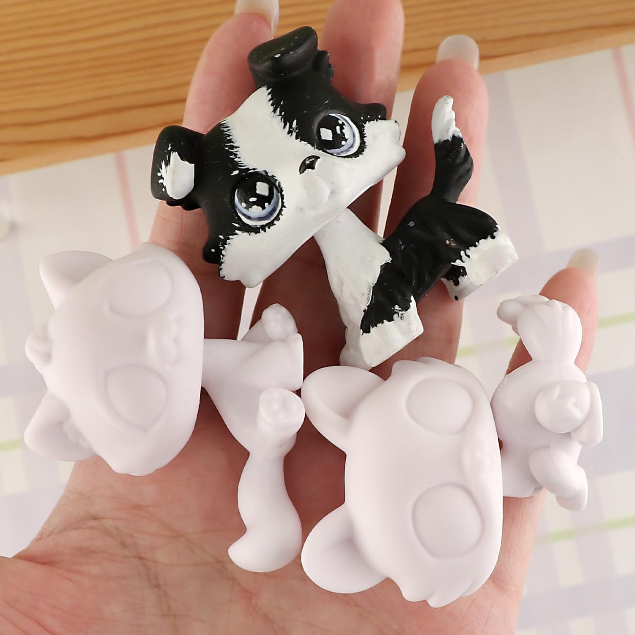 23pcs/Lot White Base for Pet Shop Cat Dog Fox Timber Wolf Sitting Cat Persian Cat Collie Deer Great Dane Cocker Spaniel Dachshund Custom DIY Paint