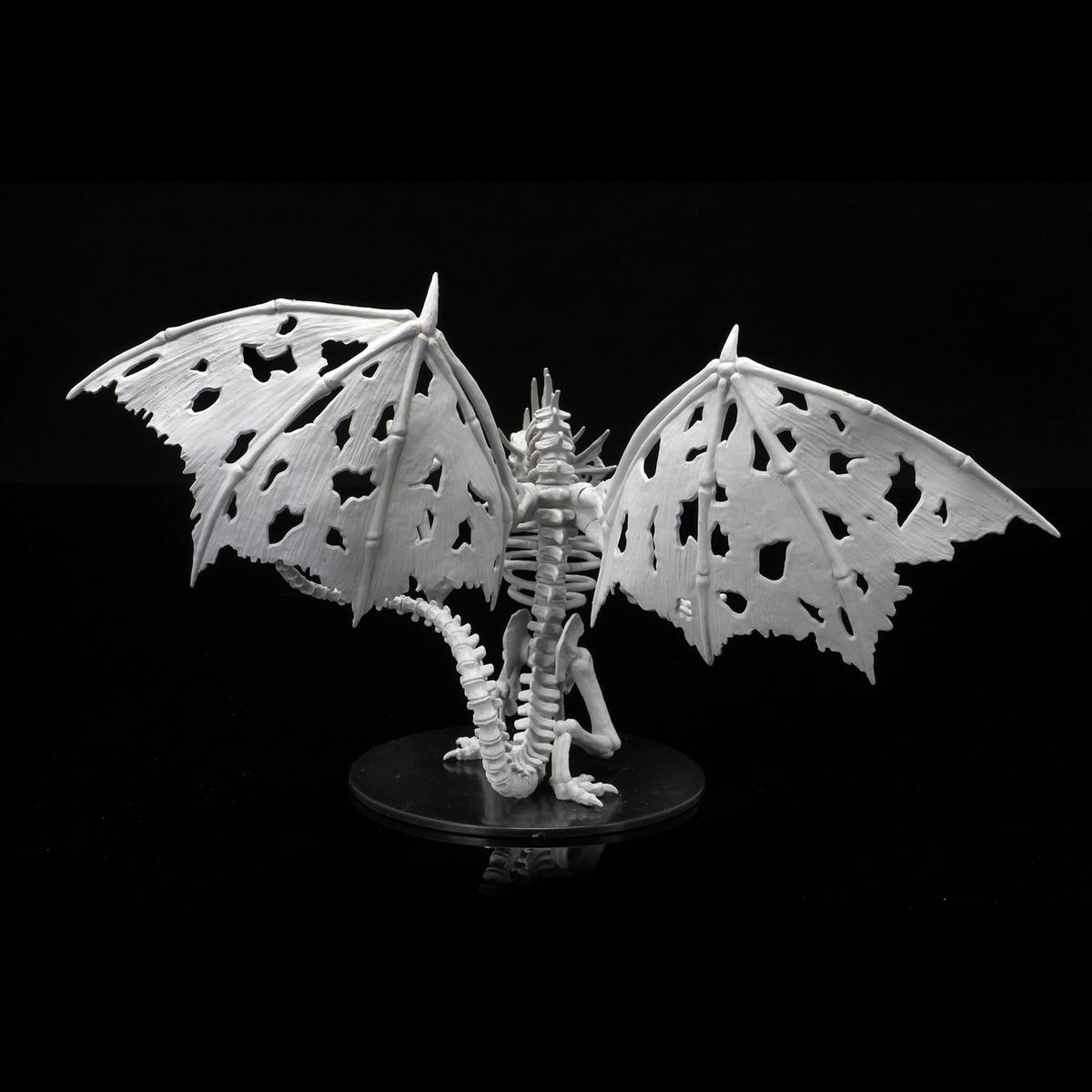 WizKids Pathfinder Battles Deep Cuts - Gargantuan Skeletal Dragon