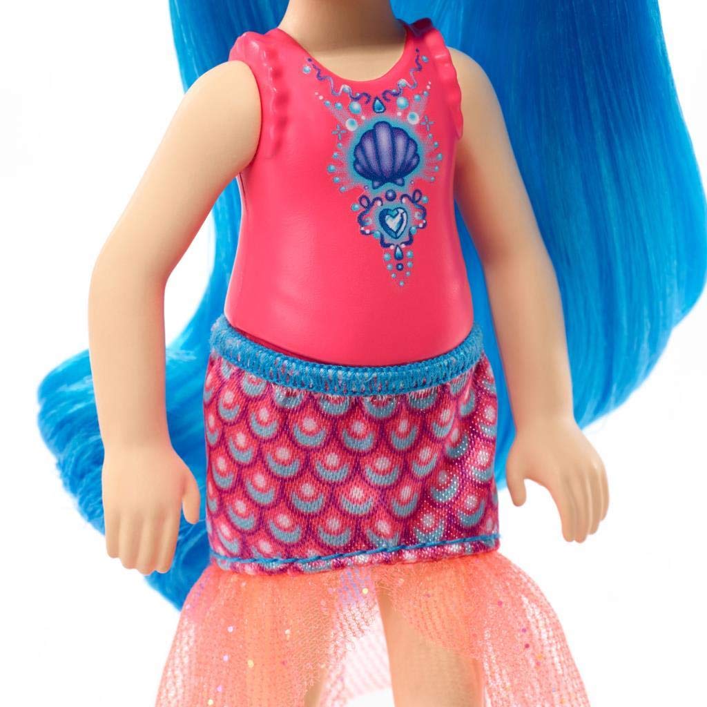 Barbie Dreamtopia Chelsea Sprite Doll, 7-inch, with Blue Hair Wearing Fashion and Accessories, Multi (GJJ94)