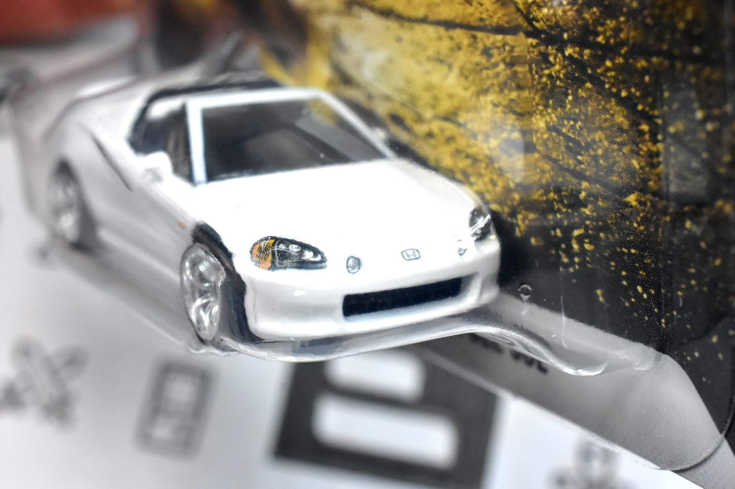 Hot Wheels Fast & Furious Premium Cars 1994 Honda del Sol 1:64 Scale Metal Collectors Vehicle Inspired by Fast & Furious Movie Saga JHW63
