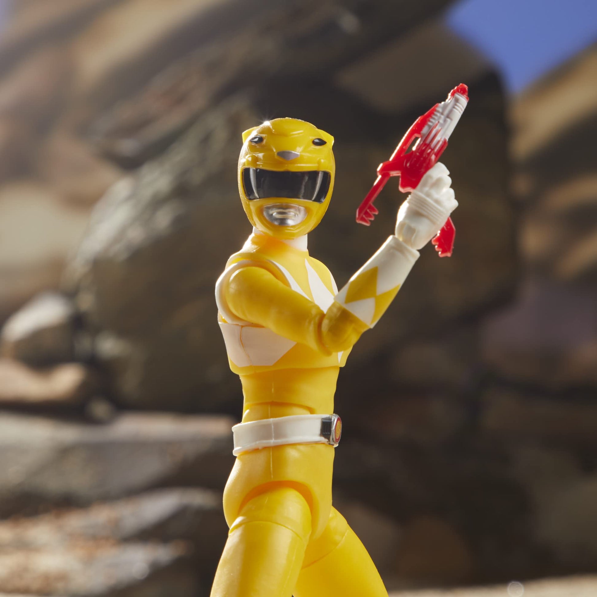 Power Rangers Lightning Collection 6-Inch Mighty Morphin Yellow Ranger Collectible Action Figure Toy with Accessories