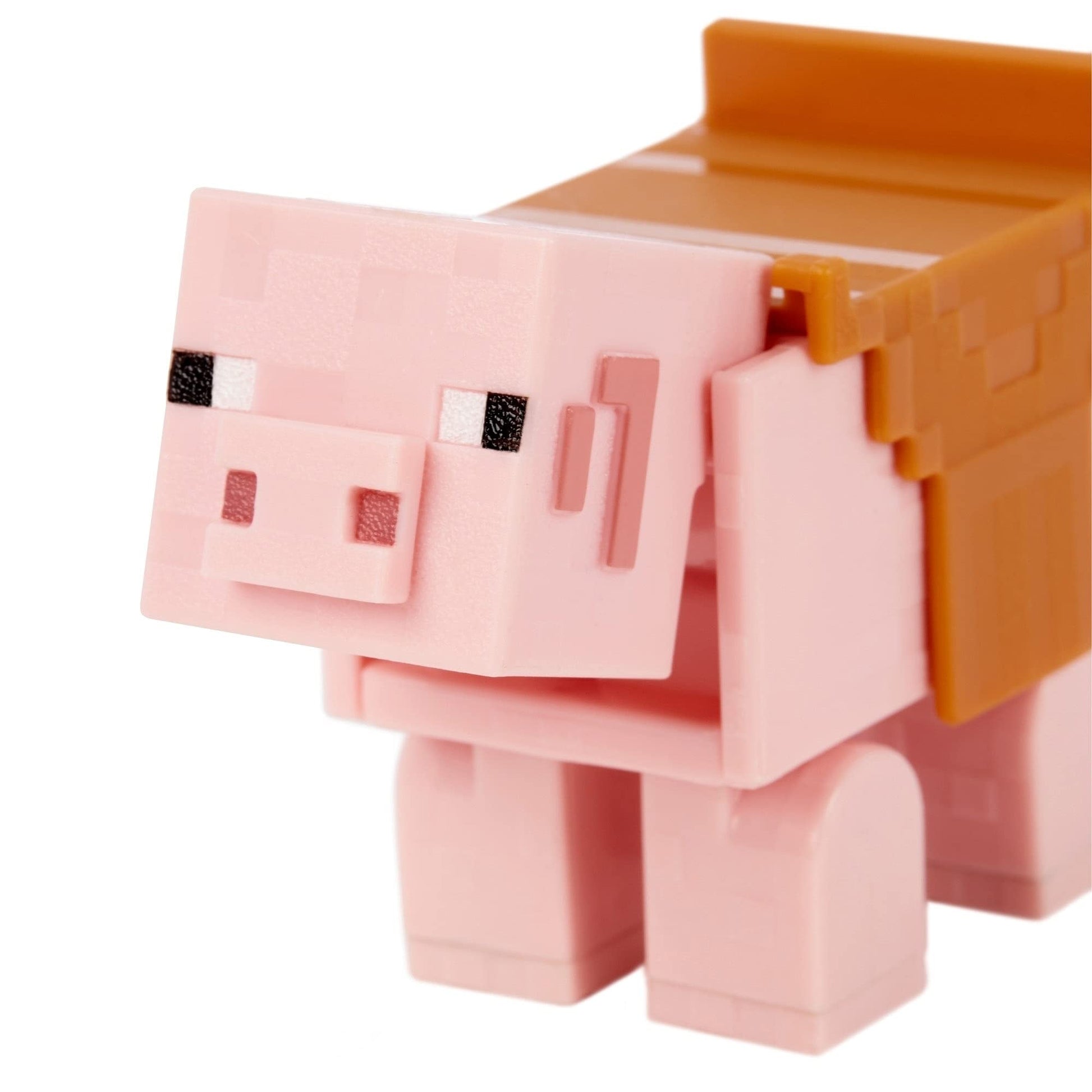 Mattel Minecraft Dungeons 3.25-in Collectible Battle Figure and Accessories, Based on Video Game, Imaginative Story Play Gift for Boys and Girls Age 6
