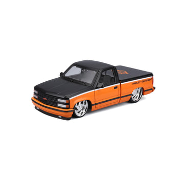 Maisto 1:24 Harley Davidson Custom 1993 Chevy Pick-up, Orange/Black