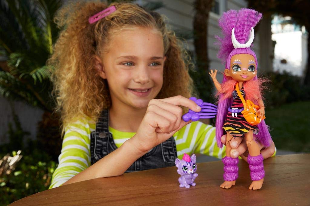 Cave Club Roaralai Doll