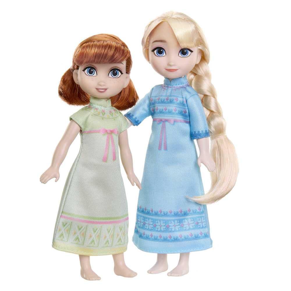 Disney Frozen Royal Family with 4 Dolls Including Toddler Anna and Elsa