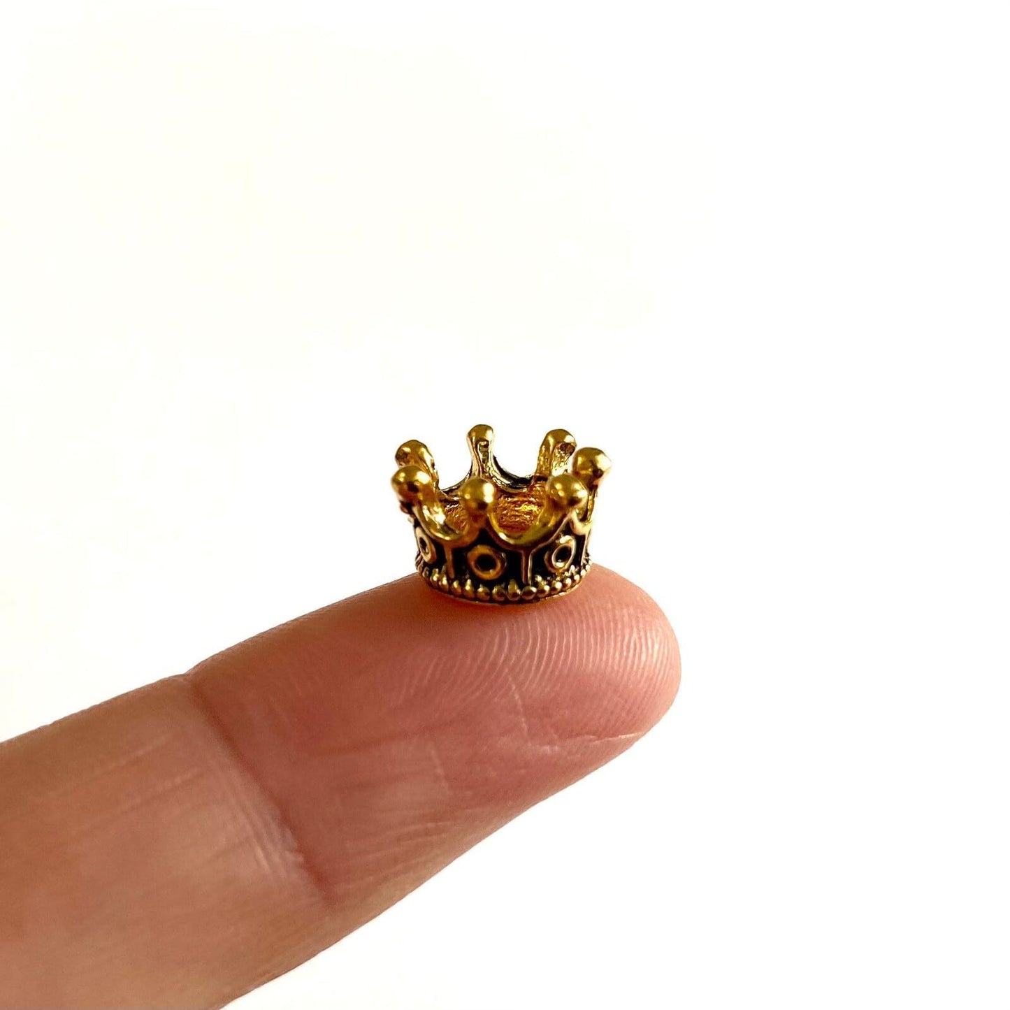 Dollhouse Mini Crown, Metal Crown Dollhouse Miniature, Tiny Miniature Crown, Mini Alloy Crown Headwear Accessories (5PCS)