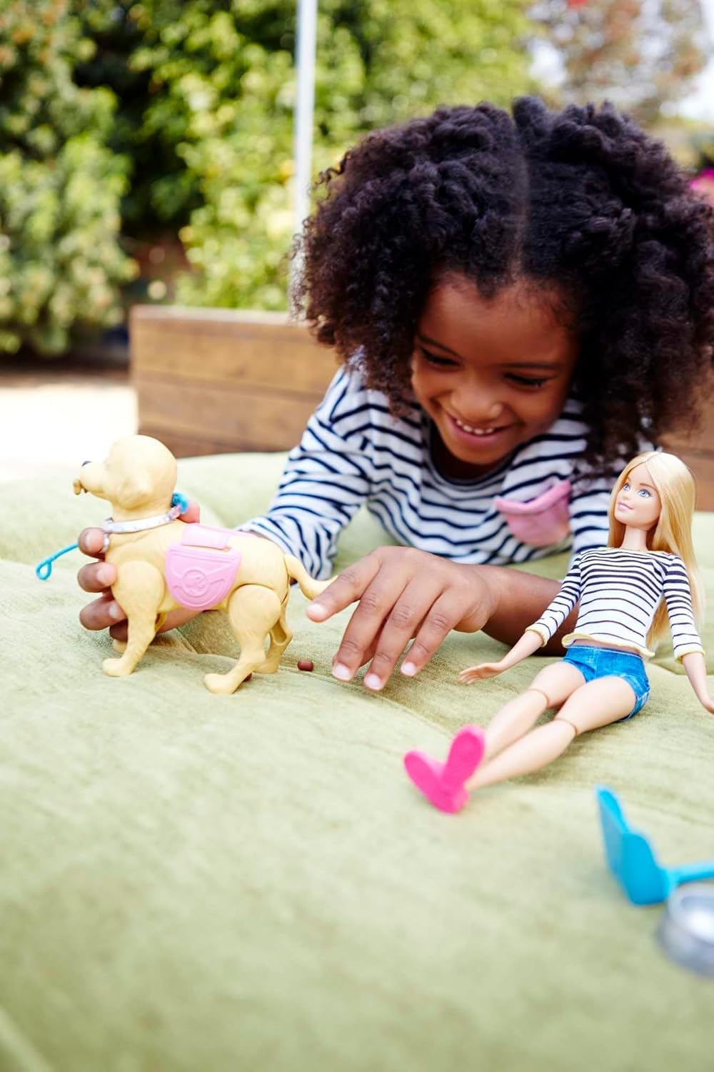 Barbie Walk and Potty Pup with Blonde Doll